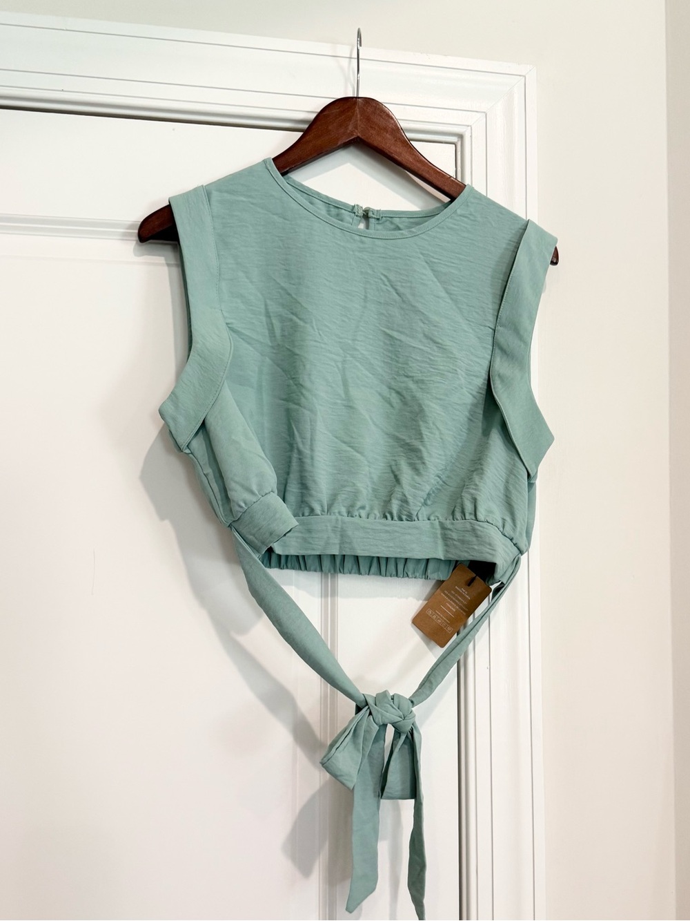 NWT Sleeveless Tie-Back Crop Top in Sage Green